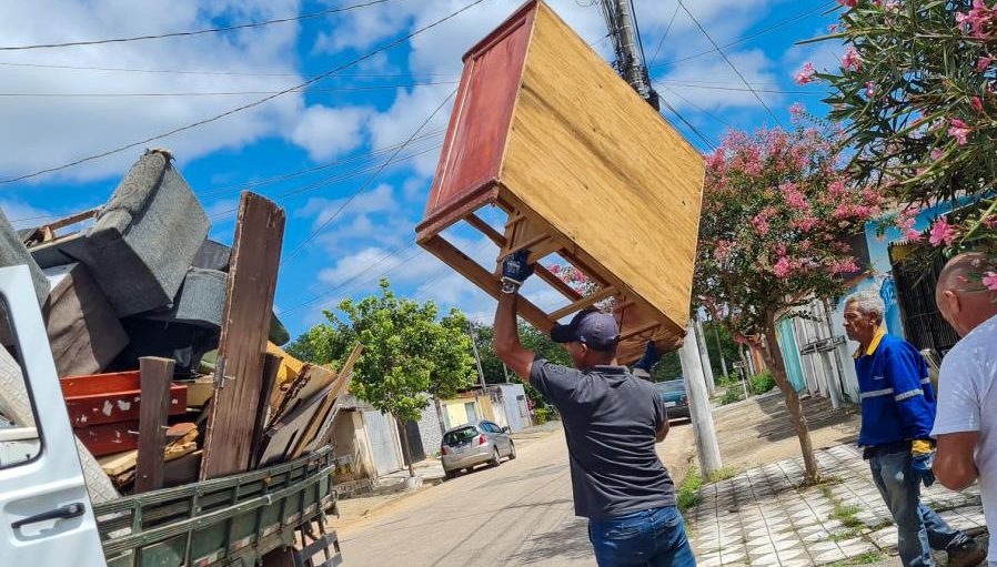 Araçoiaba da Serra reforça combate à dengue com Operação Cata Treco nos bairros